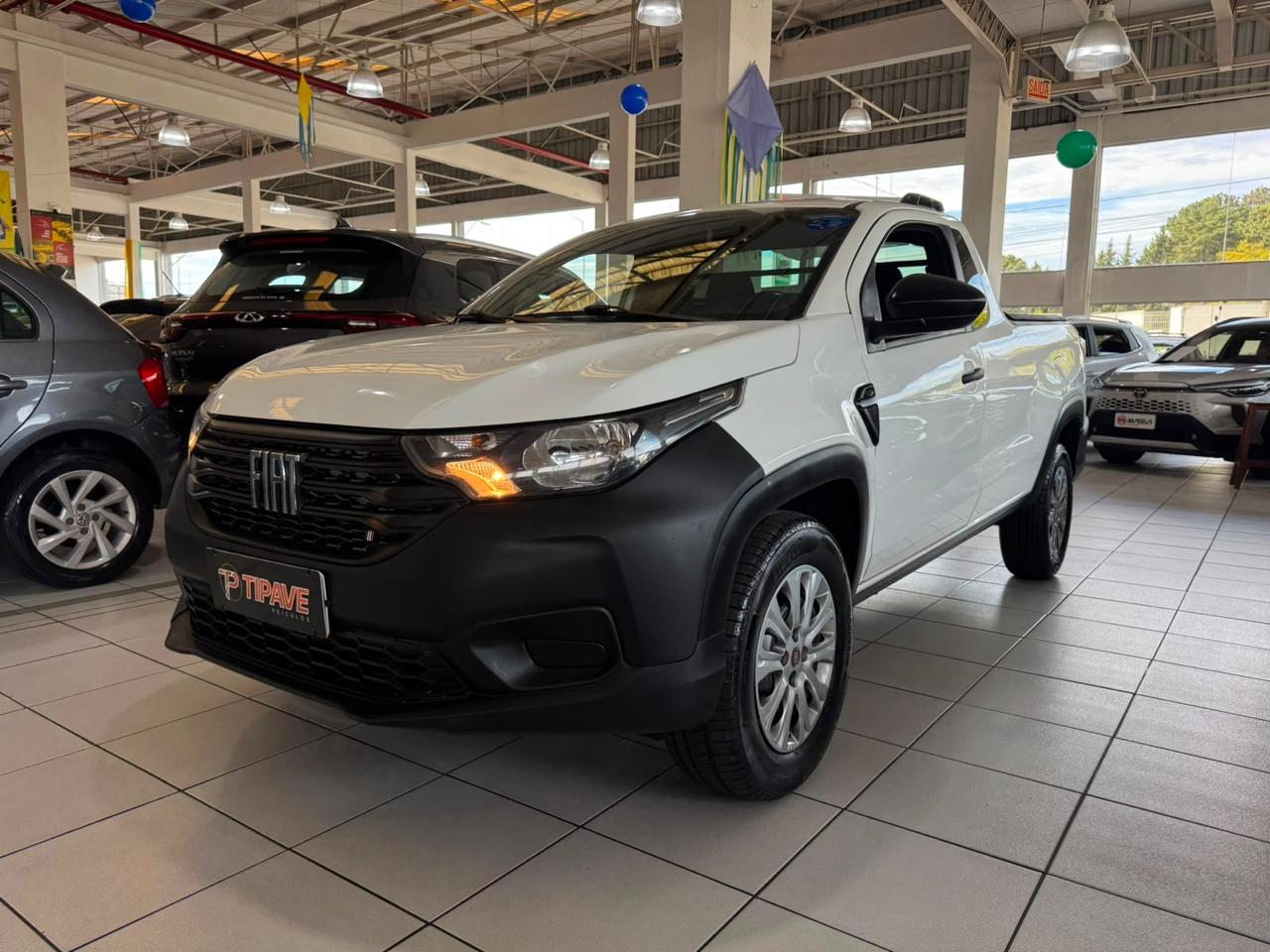 Fiat Strada Endurance CS branca
